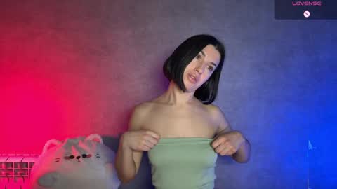 Melani online show from April 2026 07:42:01 PM