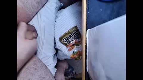 Snapshot of small_1986 chatting on January 2025 09:37:02 AM transmisin gratuita bajo demanda free broadcast on demand online show from January 2025 09:37:02 AM