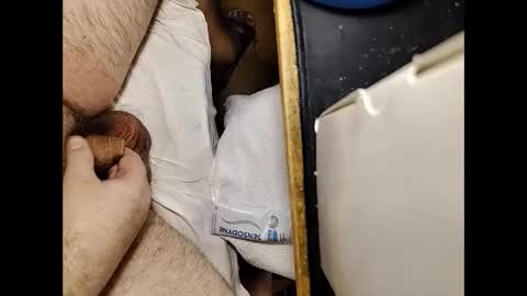 Snapshot of small_1986 chatting on November 2025 06:02:02 AM transmisin gratuita bajo demanda free broadcast on demand online show from November 2025 06:02:02 AM