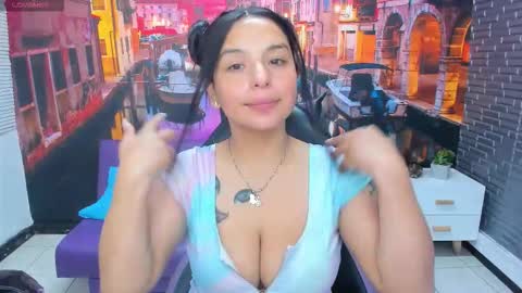 Snapshot of small__naughty chatting on January 2026 01:46:02 PM Mariana Torres online show from January 2026 01:46:02 PM