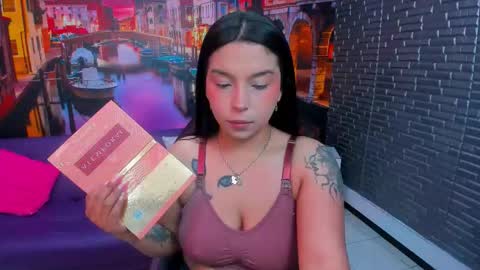 Snapshot of small__naughty chatting on February 2026 02:06:01 PM Mariana Torres online show from February 2026 02:06:01 PM