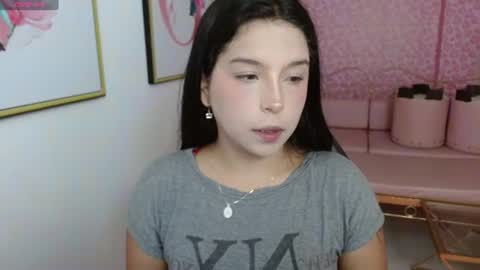 small_naugthy online show from July 2026 01:02:02 PM