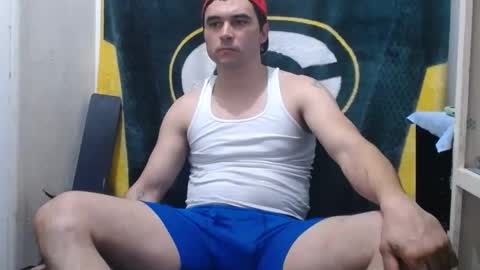 Snapshot of small_wood21 chatting on January 2025 05:05:01 AM small wood21 online show from January 2025 05:05:01 AM