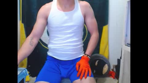 small wood21 online show from January 2026 09:16:01 PM