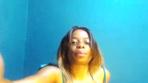 Snapshot of smallboobsxx chatting on May 2026 06:09:01 AM smallboobsxx online show from May 2026 06:09:01 AM