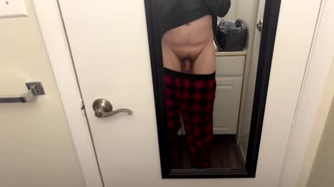 Snapshot of smalldick0324 chatting on April 2026 04:59:02 PM smalldick0324 online show from April 2026 04:59:02 PM