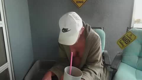 Daddy online show from November 2025 11:55:02 AM