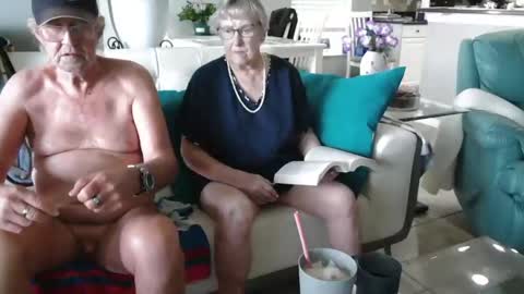 Daddy online show from May 2026 12:54:02 PM