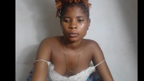 smallsluty online show from May 2026 07:21:01 PM