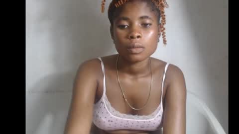 smallsluty online show from May 2026 11:03:01 PM