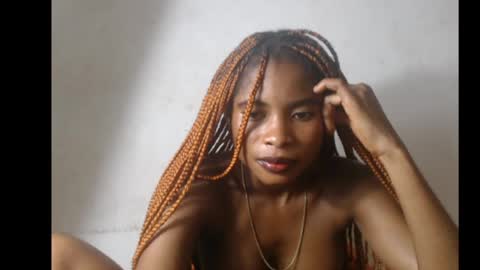 smallsluty online show from June 2026 09:28:02 PM
