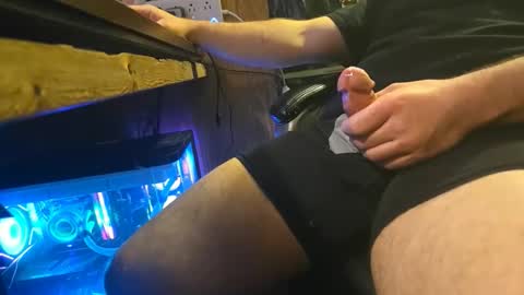 smalltownbighandsome online show from April 2026 11:57:02 AM