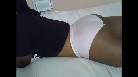 smart_lilly online show from May 2026 07:00:02 PM