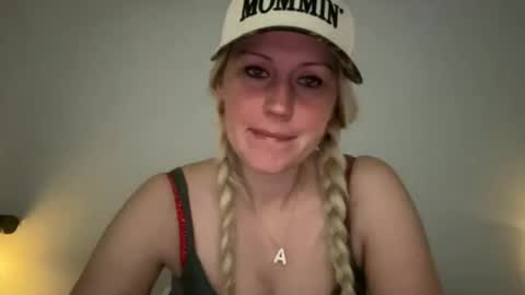 smexxii93 online show from February 2026 04:27:02 AM