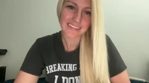 smexxii93 online show from May 2026 06:46:01 PM