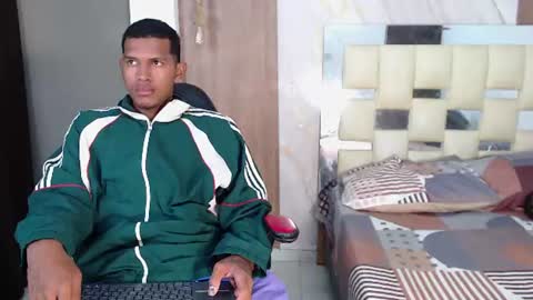 Snapshot of smiith_gonzalez chatting on July 2026 01:16:01 PM SMITH online show from July 2026 01:16:01 PM