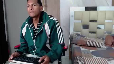 Snapshot of smiith_gonzalez chatting on July 2026 03:07:01 PM SMITH online show from July 2026 03:07:01 PM
