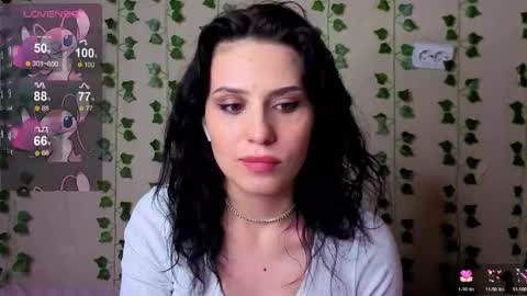 Snapshot of smile_forever_ chatting on May 2026 05:18:02 PM Bella online show from May 2026 05:18:02 PM