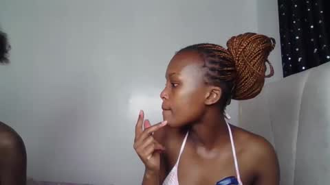 Snapshot of smiley_luv1 chatting on January 2026 07:44:02 AM smiley luv1 online show from January 2026 07:44:02 AM