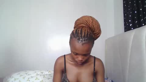 Snapshot of smiley_luv1 chatting on January 2026 09:03:01 AM smiley luv1 online show from January 2026 09:03:01 AM