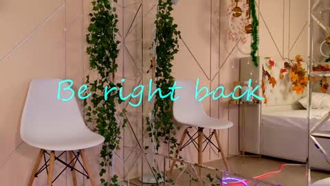 Snapshot of smiley_mia_ chatting on January 2025 11:17:01 AM Mia online show from January 2025 11:17:01 AM