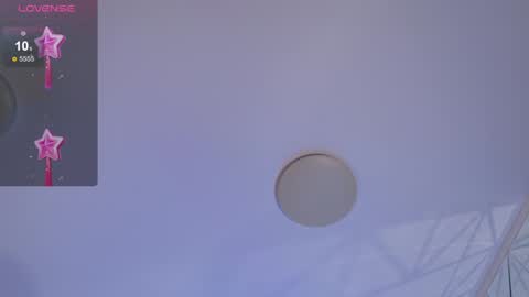 Snapshot of smiley_mia_ chatting on January 2025 02:18:01 PM Mia online show from January 2025 02:18:01 PM