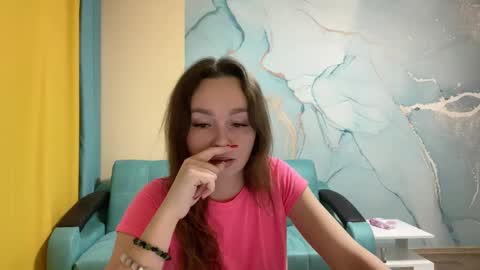 smiling_riddle online show from March 2025 06:22:02 PM