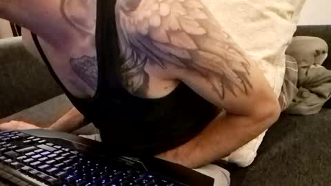 Smokeandwatching online show from September 2025 07:37:01 PM