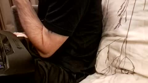 Smokeandwatching online show from November 2025 12:43:01 AM