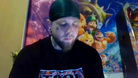 smoke online show from December 2025 01:02:02 AM