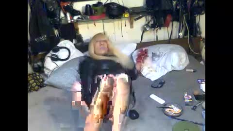 smokeslut365 online show from December 2024 01:11:01 AM