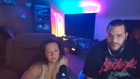 Snapshot of smokewithus2519 chatting on November 2025 02:25:01 AM Come Smoke With Us online show from November 2025 02:25:01 AM