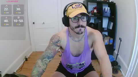 Snapshot of smokeylosy chatting on October 2025 12:50:02 PM Johnny online show from October 2025 12:50:02 PM