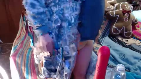 Snapshot of smokydian chatting on February 2026 12:26:02 PM DIAN dee-ann online show from February 2026 12:26:02 PM