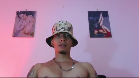 Snapshot of smookskinny chatting on November 2025 11:48:02 PM Daniel laverde online show from November 2025 11:48:02 PM