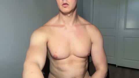 Snapshot of smoothflexiblemuscle chatting on November 2025 08:40:02 PM SmoothFlexibleMuscle online show from November 2025 08:40:02 PM