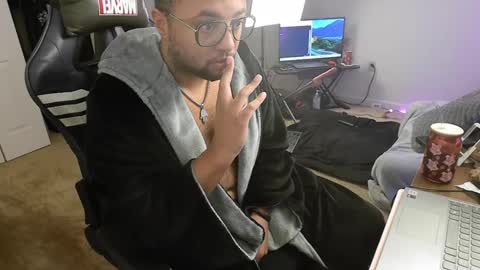 Smoothj2011 online show from March 2025 09:32:02 AM