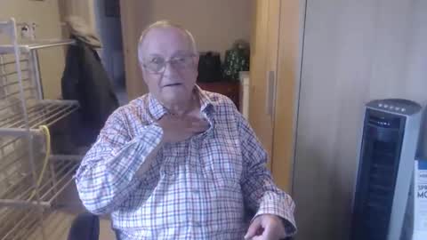 smoothmutton online show from October 2025 01:11:02 PM