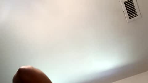 smoothstrik3r online show from June 2026 06:05:02 PM