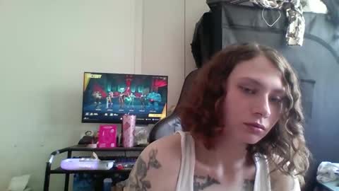 Snapshot of smoothvodka chatting on April 2026 07:58:01 PM Bambi--Vodka online show from April 2026 07:58:01 PM