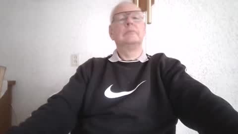 Snapshot of smoothy5460 chatting on January 2025 02:51:02 PM smoothy5460 online show from January 2025 02:51:02 PM