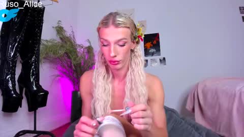 Snapshot of sn0wcat chatting on March 2025 09:48:02 PM online show from March 2025 09:48:02 PM