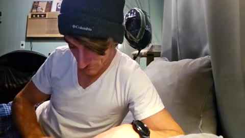 Snapshot of snackyyyy chatting on February 2026 12:25:02 AM Snackyyyy online show from February 2026 12:25:02 AM