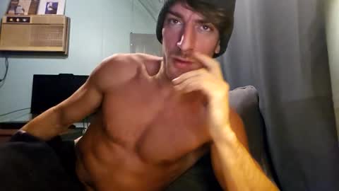 Snapshot of snackyyyy chatting on February 2026 01:57:01 AM Snackyyyy online show from February 2026 01:57:01 AM