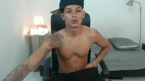 snak_master1 online show from October 2025 02:47:01 PM