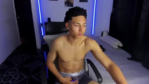snak_master1 online show from May 2026 12:30:02 AM