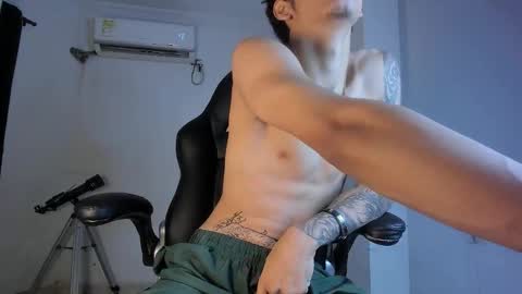 snakebutterfly online show from September 2025 08:27:01 AM