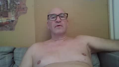 sneakerboy18 online show from September 2025 02:19:01 PM