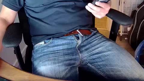 Sneakybill online show from September 2025 07:50:02 PM