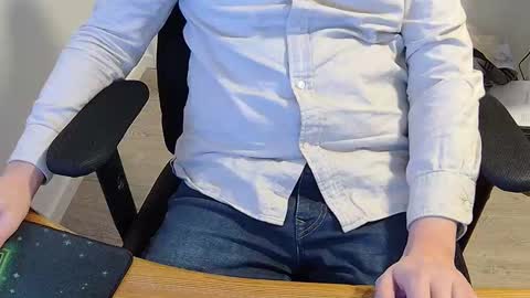 Sneakybill online show from January 2026 08:45:02 PM